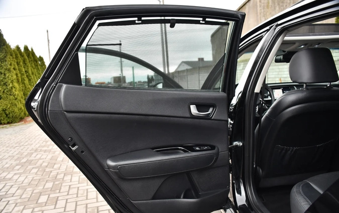 Kia Optima cena 64900 przebieg: 179054, rok produkcji 2017 z Kutno małe 781